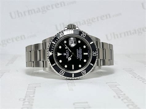 rolex submariner no holes|rolex submariner lug holes.